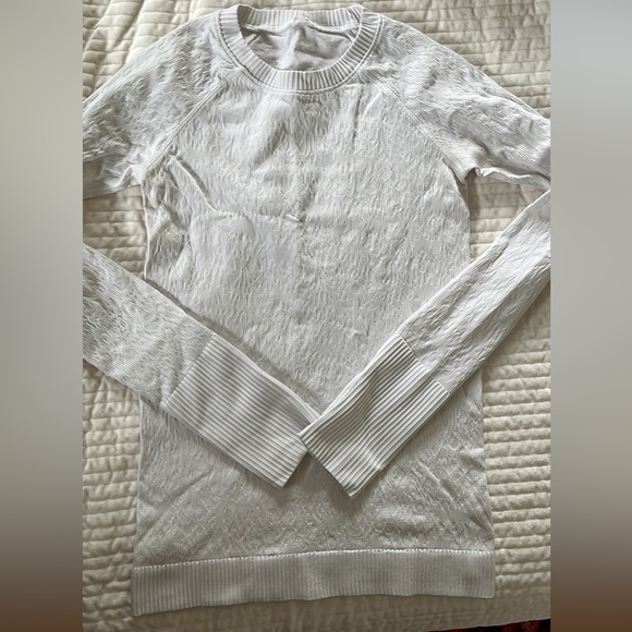 Lululemon Rest Less Pullover - Picture 3 of 3